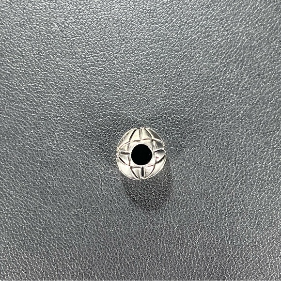 Trollbeads Retired Pentanque Bead - Picture 7 of 8